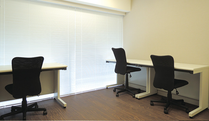 THE OFFICE 池袋東(アセットデザイン)の3名用オフィス室内 THE OFFICE 池袋東(アセットデザイン)の3名用オフィス室内
